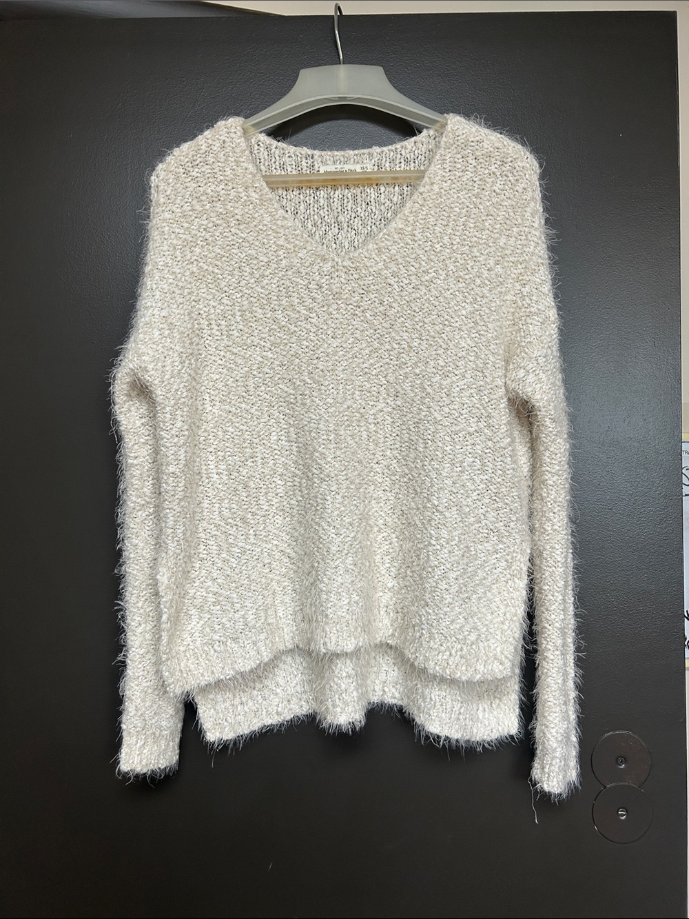 Abercrombie & Fitch Cozy V-Neck Fuzzy Knit Sweater in Cream